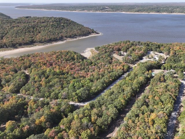 827 N Harbor Drive, Cleveland, OK 74020