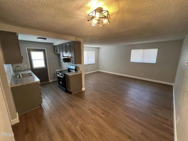 2637 Yardarm Avenue, Port Hueneme, CA 93041