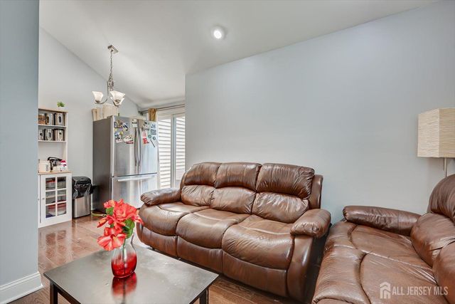 93 Riverbend Drive, North Brunswick, NJ 08902