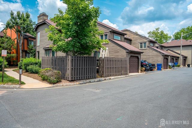 93 Riverbend Drive, North Brunswick, NJ 08902