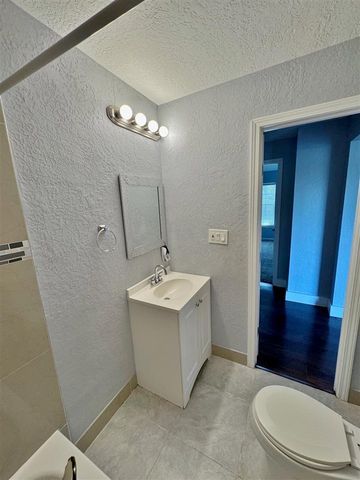 4627 SW Atom Ave, Lawton, OK 73505