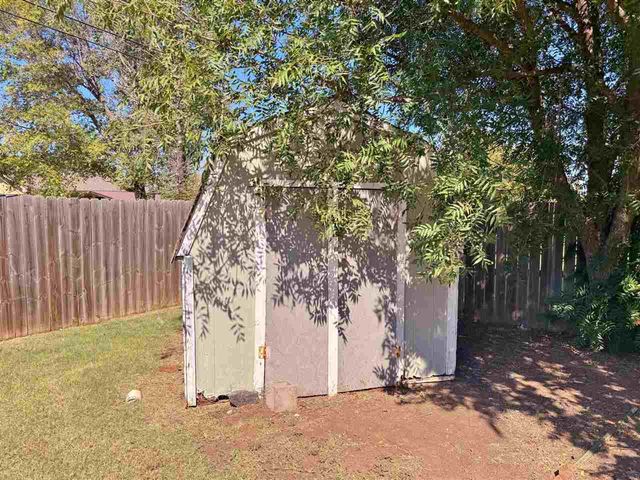 4627 SW Atom Ave, Lawton, OK 73505