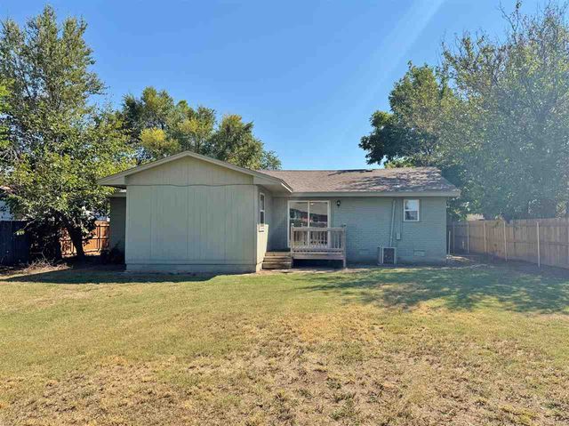 4627 SW Atom Ave, Lawton, OK 73505