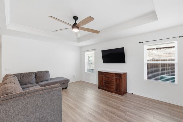 7109 Greenfield Drive, Denton, TX 76208