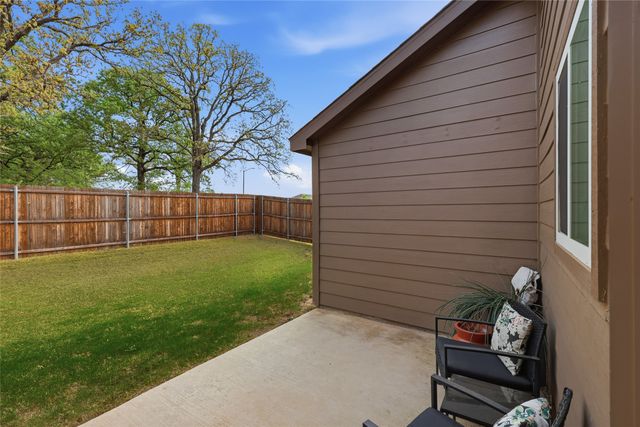 7109 Greenfield Drive, Denton, TX 76208