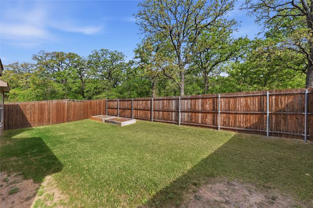 7109 Greenfield Drive, Denton, TX 76208