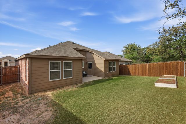 7109 Greenfield Drive, Denton, TX 76208