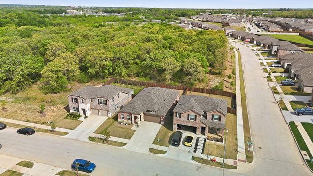 7109 Greenfield Drive, Denton, TX 76208