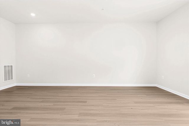 8131 BARTHOLOMEW CT, Baltimore, MD 21206