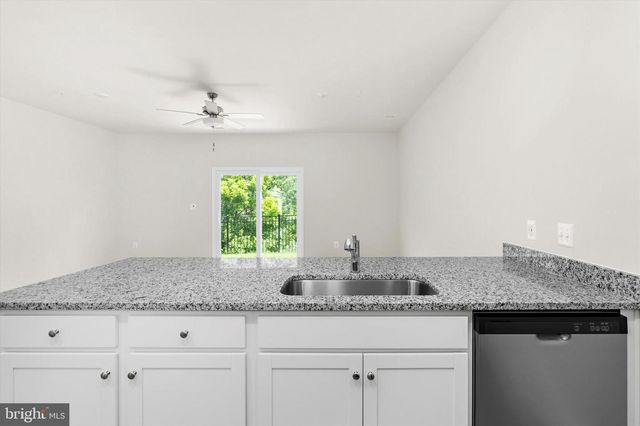 8131 BARTHOLOMEW CT, Baltimore, MD 21206