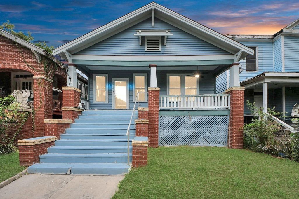 2918 Avenue O 1/2, Galveston, TX 77550