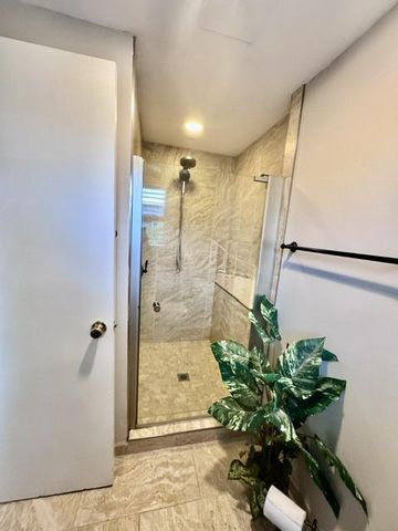 7 CEDAR MILL LN, Mt Holly, NJ 08060