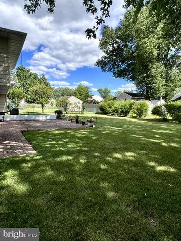 7 CEDAR MILL LN, Mt Holly, NJ 08060