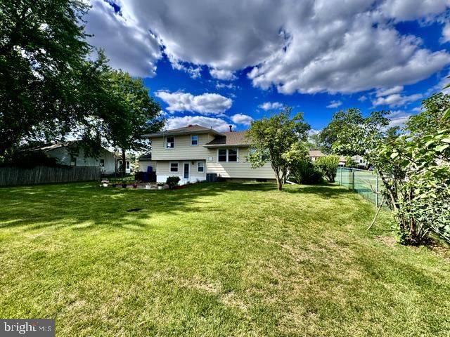 7 CEDAR MILL LN, Mt Holly, NJ 08060
