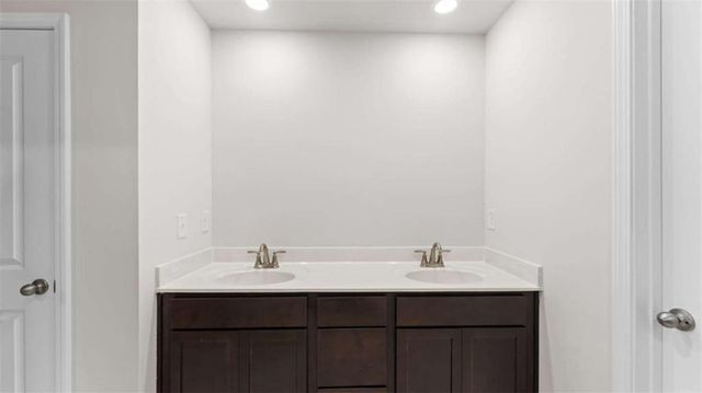512 Hayes Lane, Canton, GA 30115
