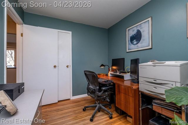 10420 Cedar Point Drive, White Lake, MI 48386