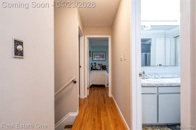10420 Cedar Point Drive, White Lake, MI 48386