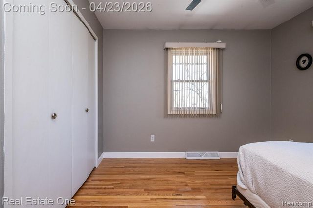 10420 Cedar Point Drive, White Lake, MI 48386