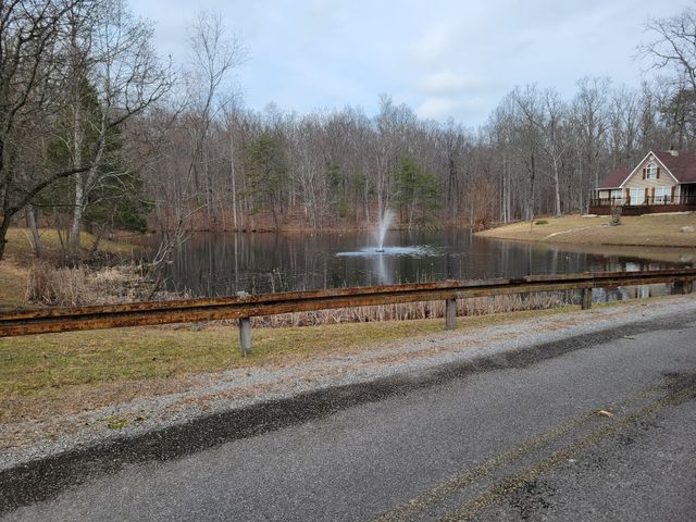 23 Laurel Lake Drive, Monteagle, TN 37356