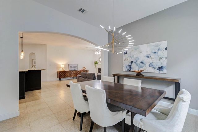 38 S Pinto Point Circle, The Woodlands, TX 77389