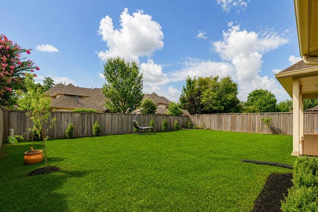 38 S Pinto Point Circle, The Woodlands, TX 77389