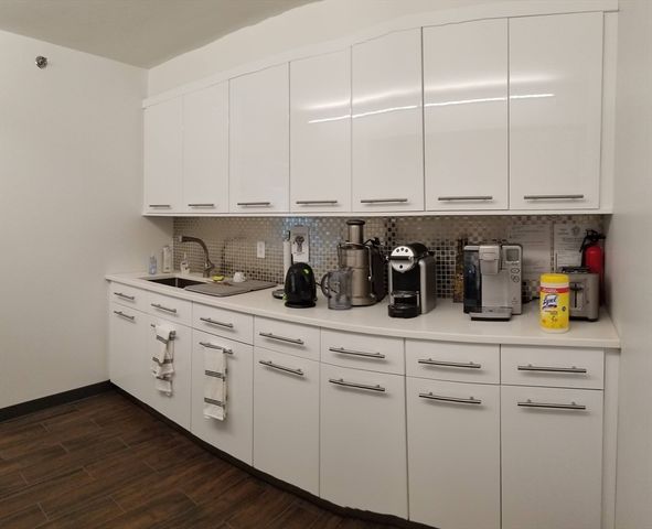 10 Rogers St 120+121, Cambridge, MA 02142