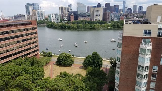 10 Rogers St 120+121, Cambridge, MA 02142