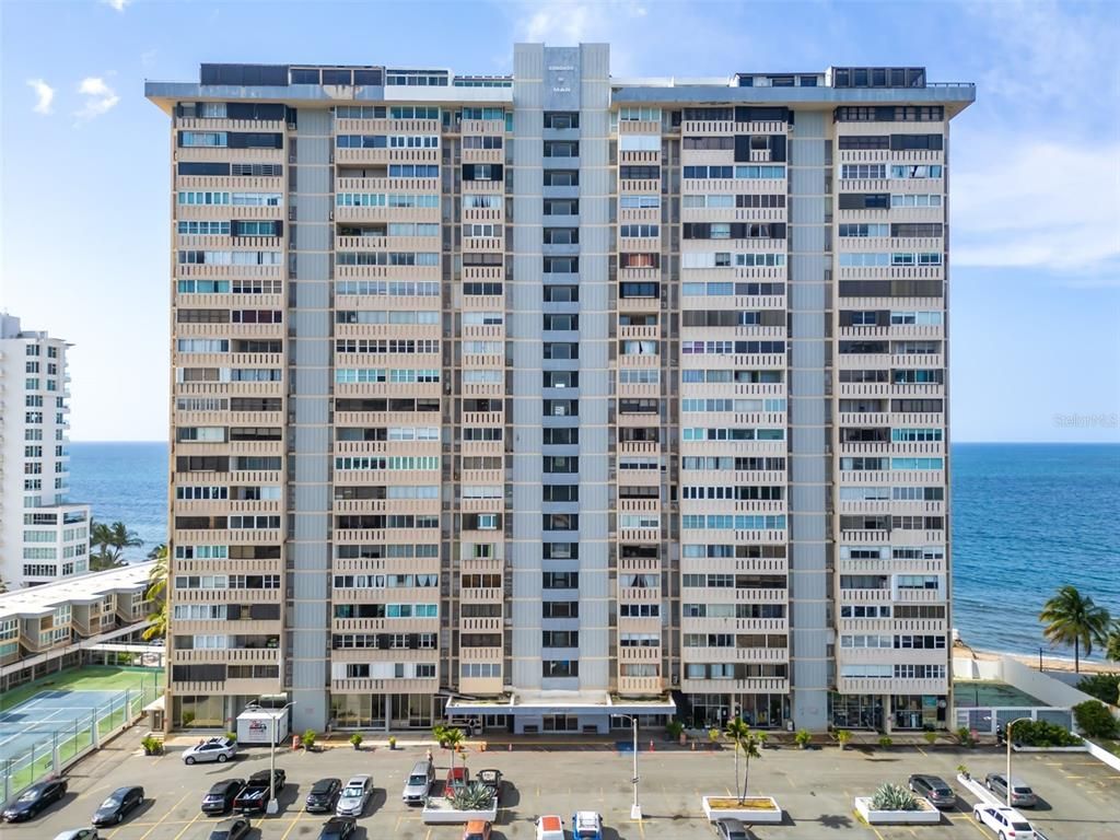 Image 1 of property listing at 1479 ASHFORD AVENUE 1421, San Juan, PR 00907