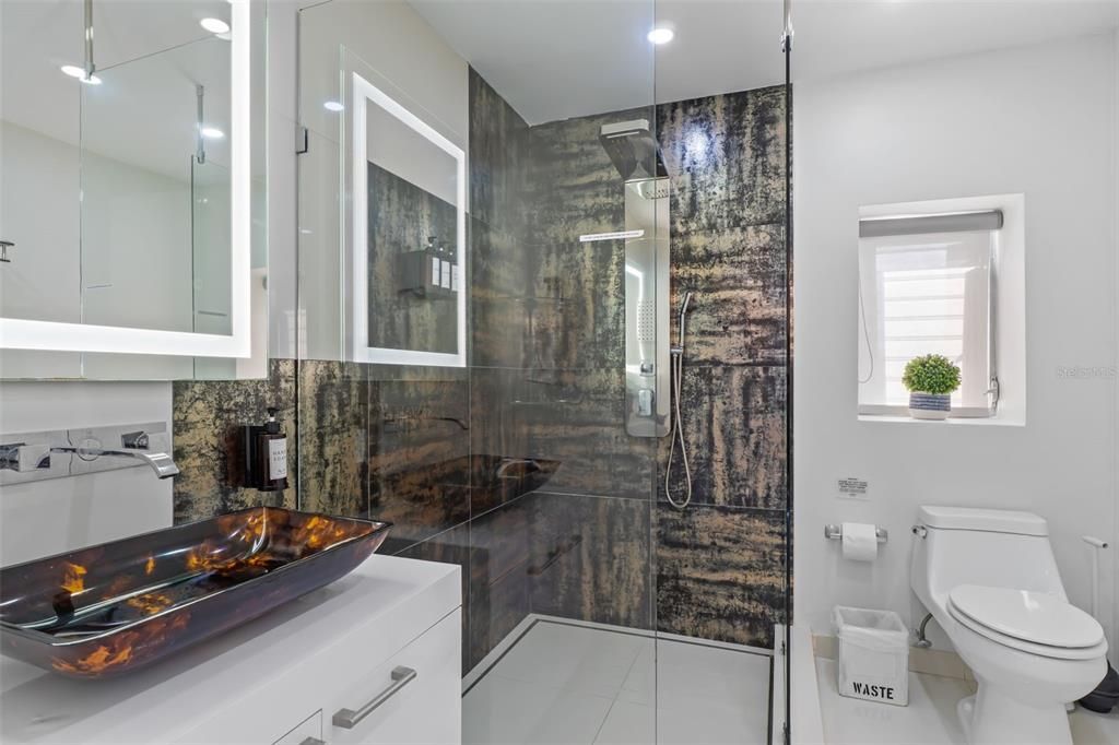Image 14 of property listing at 1479 ASHFORD AVENUE 1421, San Juan, PR 00907