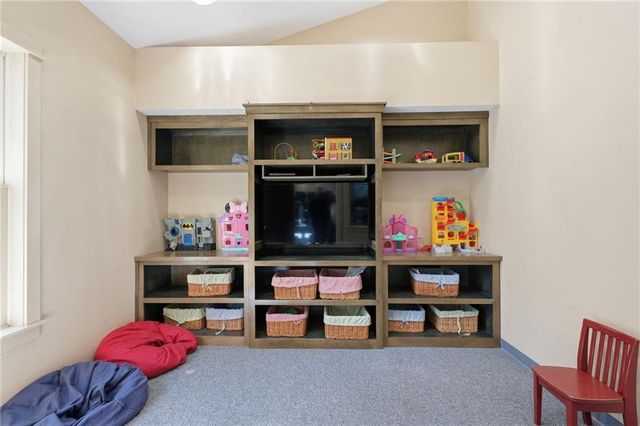 9931 MANCUNIAN Way, Douglasville, GA 30135