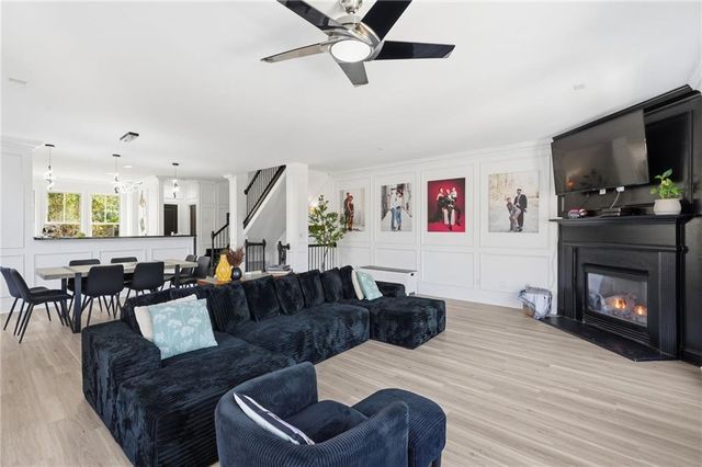 9931 MANCUNIAN Way, Douglasville, GA 30135