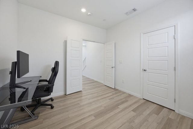 9343 Franconia Avenue, Las Vegas, NV 89149