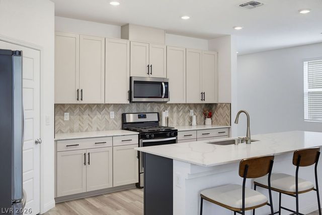 9343 Franconia Avenue, Las Vegas, NV 89149