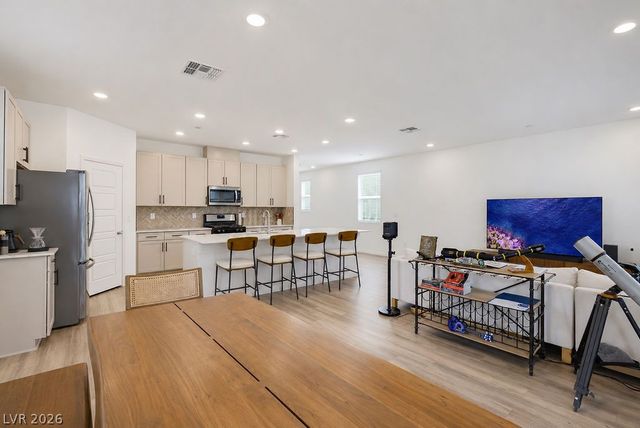 9343 Franconia Avenue, Las Vegas, NV 89149