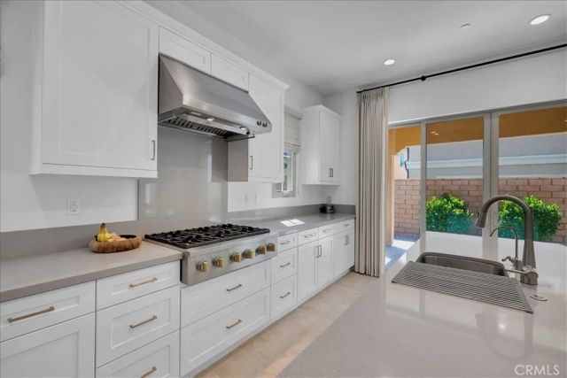 109 Jayhawk, Irvine, CA 92602