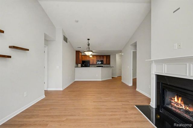 269 Wright Street 67, Wixom, MI 48393