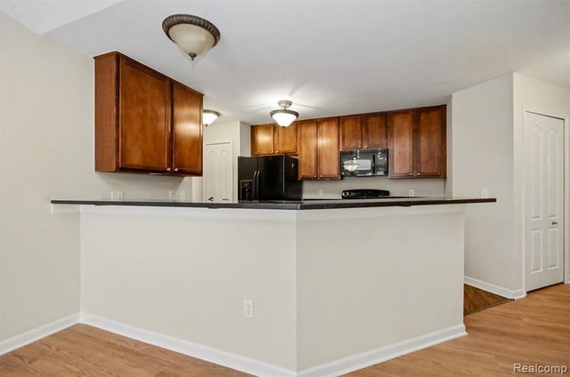 269 Wright Street 67, Wixom, MI 48393