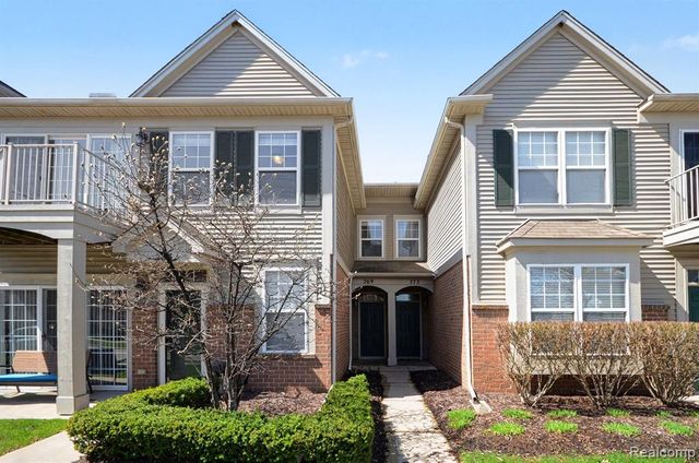269 Wright Street 67, Wixom, MI 48393
