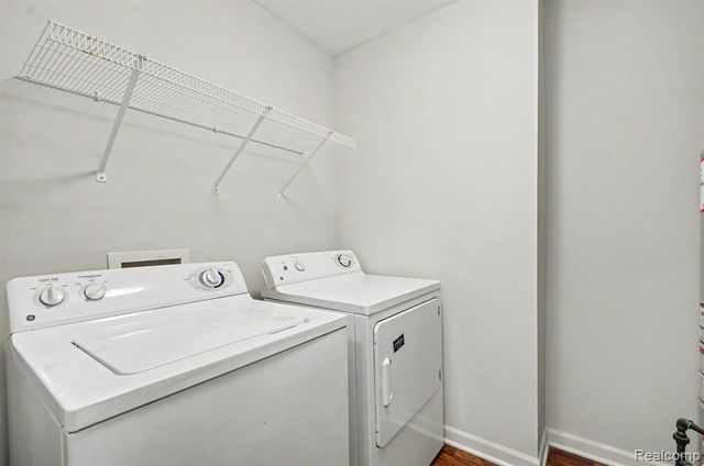 269 Wright Street 67, Wixom, MI 48393