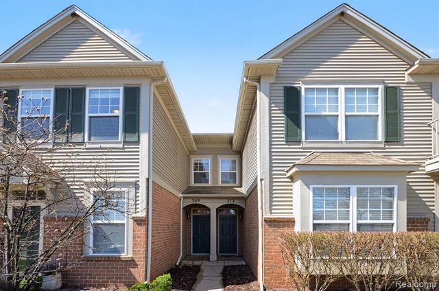 269 Wright Street 67, Wixom, MI 48393