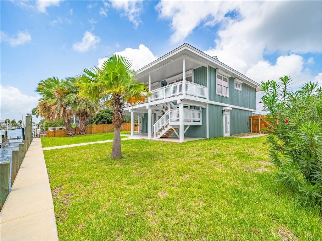 1855 Bay Shore Dr, Rockport, TX 78382 — photo 3