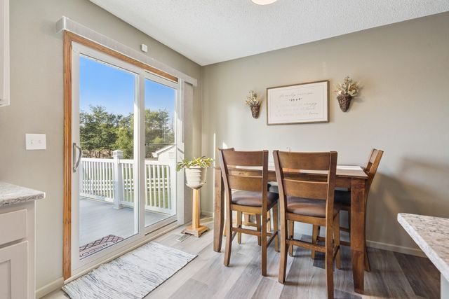 1002 W 17th Street, Vinton, IA 52349