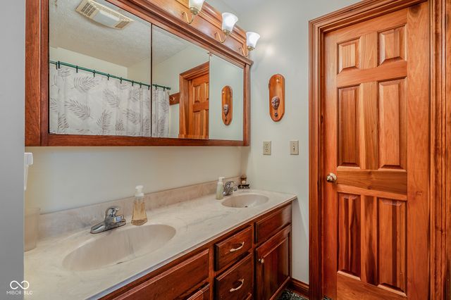 3265 N Lahr Drive, Martinsville, IN 46151