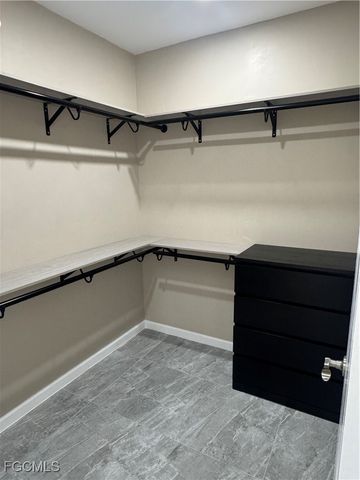 1004 Diplomat PKWY W, Cape Coral, FL 33993