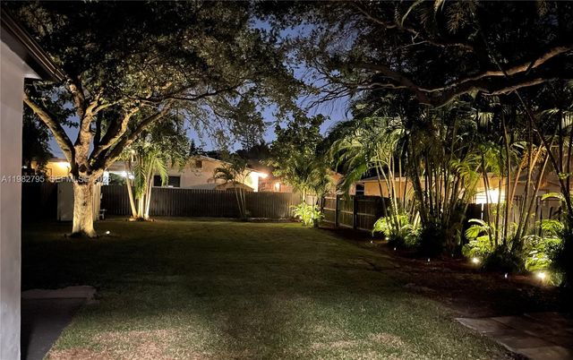 2415 Grant St, Hollywood, FL 33020