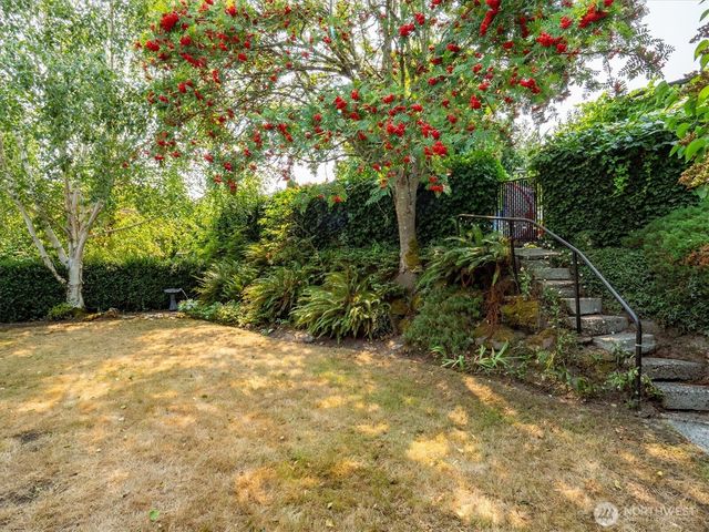 8327 24th Avenue NW, Seattle, WA 98117