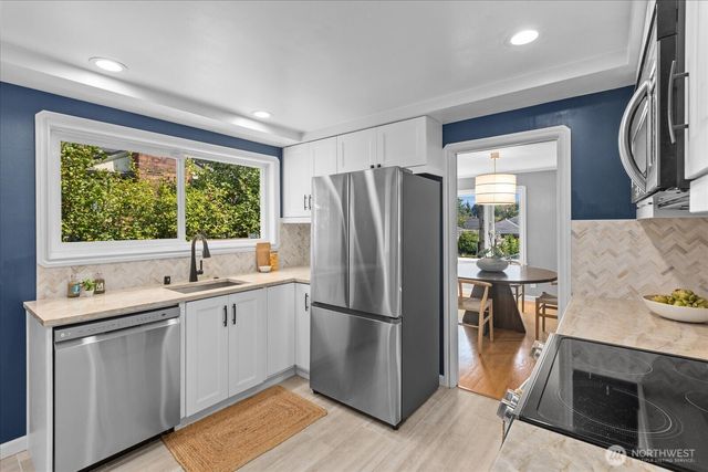 8327 24th Avenue NW, Seattle, WA 98117