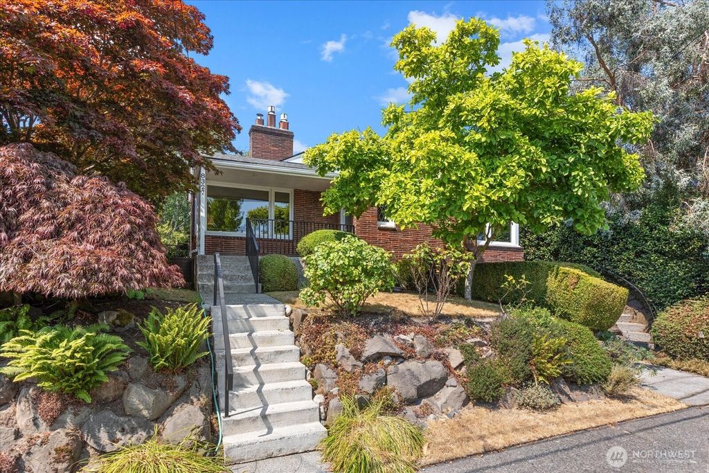 8327 24th Avenue NW, Seattle, WA 98117