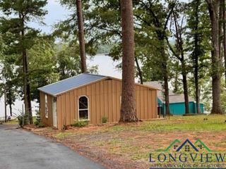 17476 County Road 4256, Henderson, TX 75654
