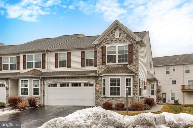 2301 MANDARIN CT, Harrisburg, PA 17110